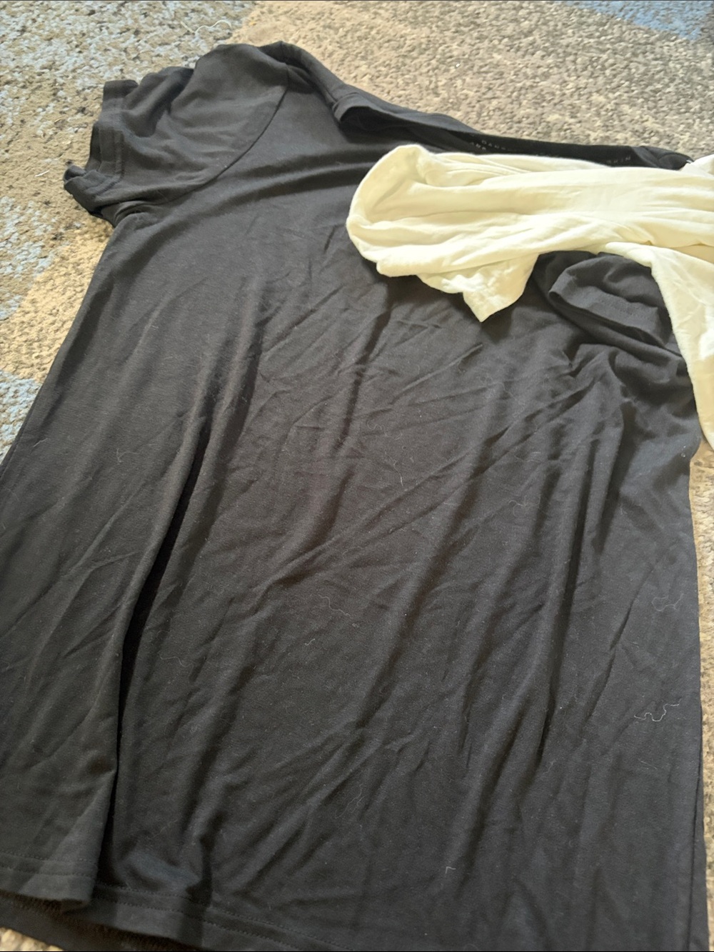 Danskin Short Sleeve Tees – White & Black - Picture 5 of 6
